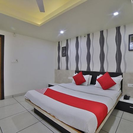 Hotel Sigma Inn Ахмедабад Екстер'єр фото